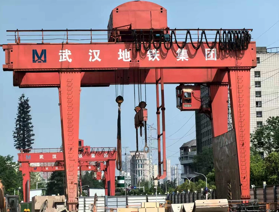 Giải ph&aacute;p x&acirc;y dựng đường hầm Metro Shield